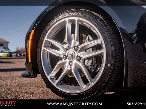 Used 2019 Chevrolet Corvette Stingray Coupe w/ Battery Protection Package image 12