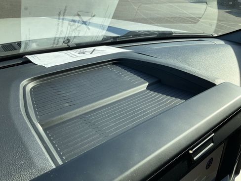 New 2026 Ford F250 XL w/ F-250 >10K GVWR Package image 8