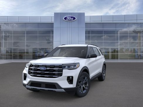 New 2026 Ford Explorer Active w/ Active Comfort Package AWD/4WD image 2