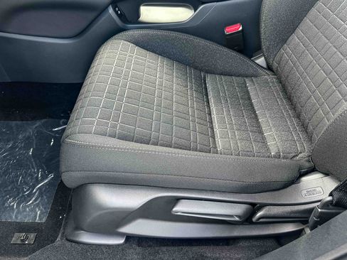 New 2026 Honda HR-V LX image 12