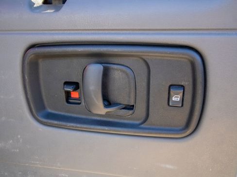 Used 2020 Chevrolet Express 3500 LS image 37