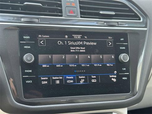 Certified 2022 Volkswagen Tiguan SE image 31