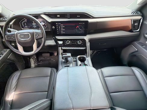 Used 2025 GMC Sierra 1500 Denali w/ Technology Package AWD/4WD image 15