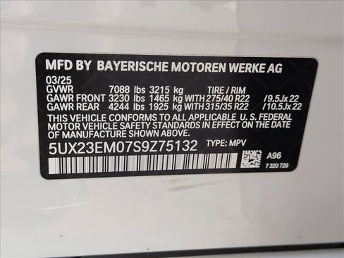 Used 2025 BMW X7 xDrive40i w/ M Sport Package image 26