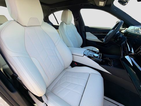 New 2026 BMW 530i w/ Convenience Package image 15