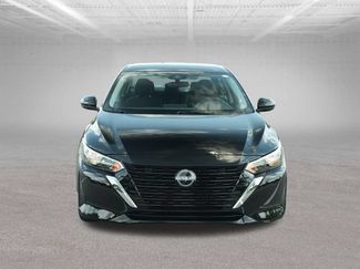 Used 2025 Nissan Sentra S FWD video 2