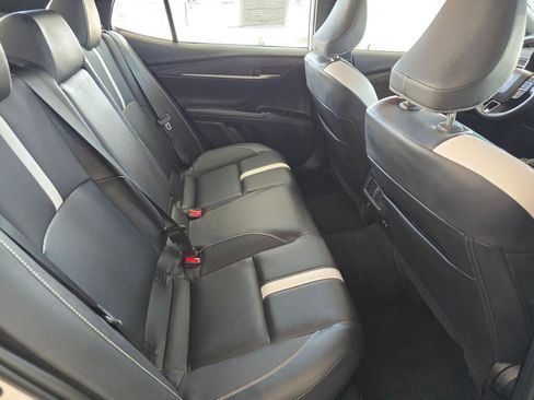 Used 2025 Toyota Camry SE image 41