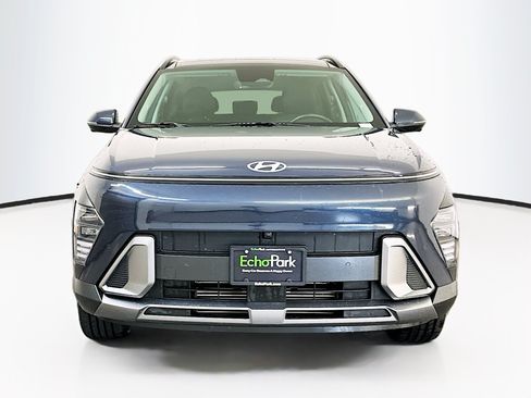 Used 2024 Hyundai Kona Limited AWD/4WD image 2