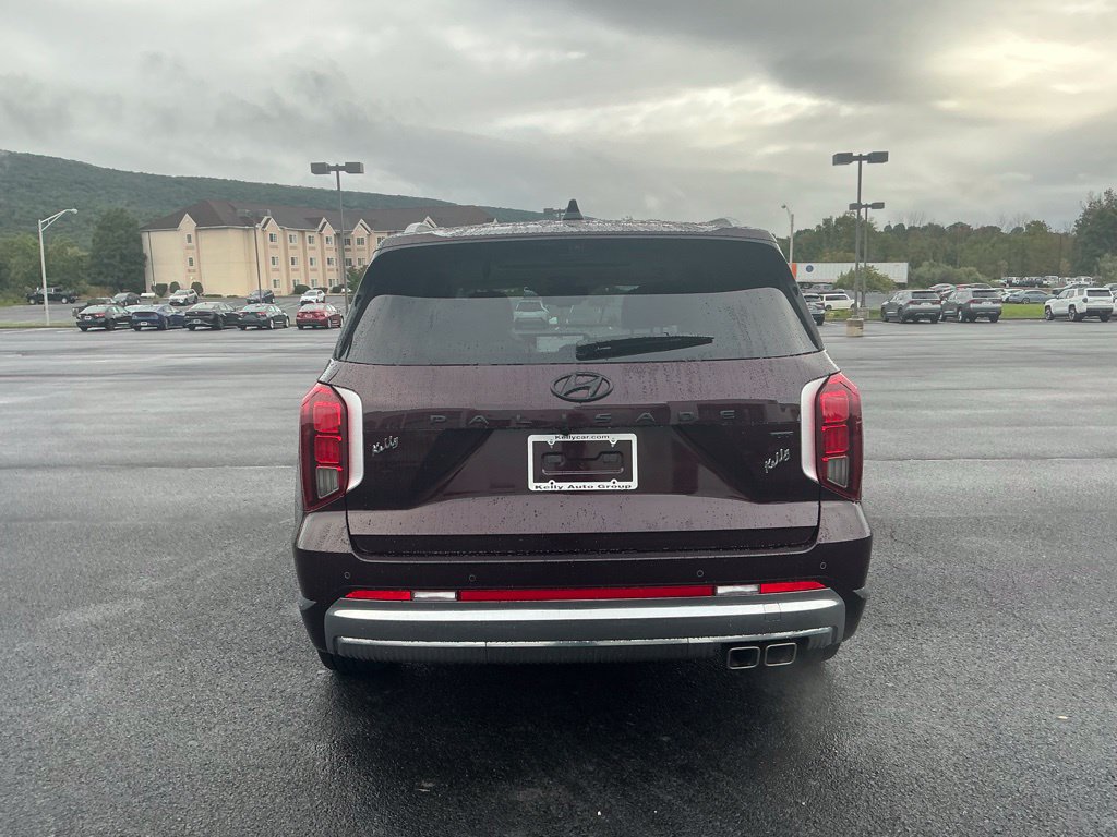Certified 2025 Hyundai Palisade Calligraphy AWD/4WD image 8