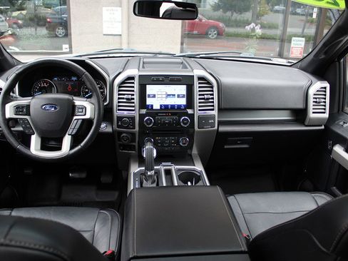 Used 2016 Ford F150 Lariat image 23