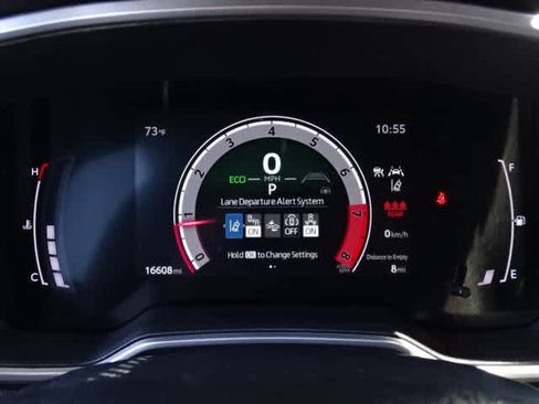 Used 2024 Toyota Corolla XSE FWD image 25