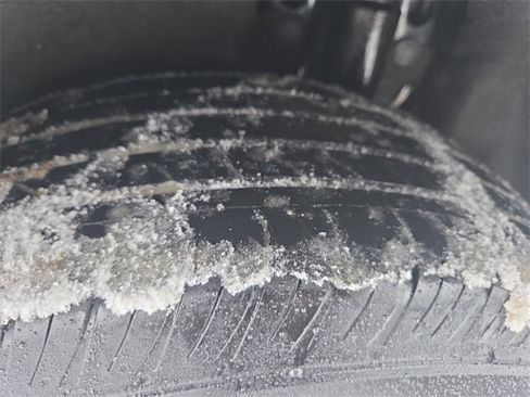 Certified 2023 Ford Escape Active image 28