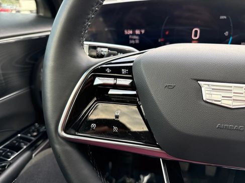 Used 2024 Cadillac Lyriq Luxury RWD image 19