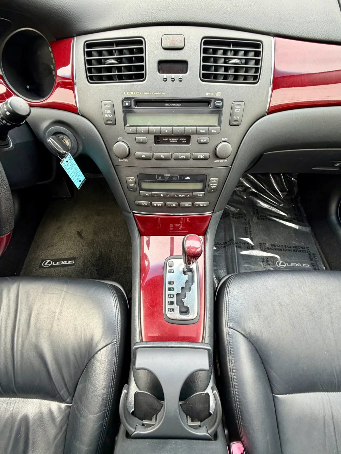 Used 2004 Lexus ES 330 FWD image 13