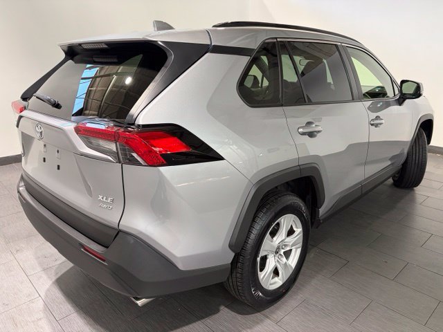 Used 2020 Toyota RAV4 XLE w/ Convenience Package AWD/4WD image 5