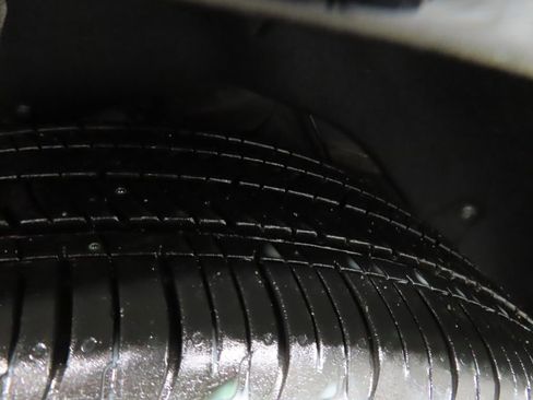 Used 2024 Hyundai Elantra SEL image 33