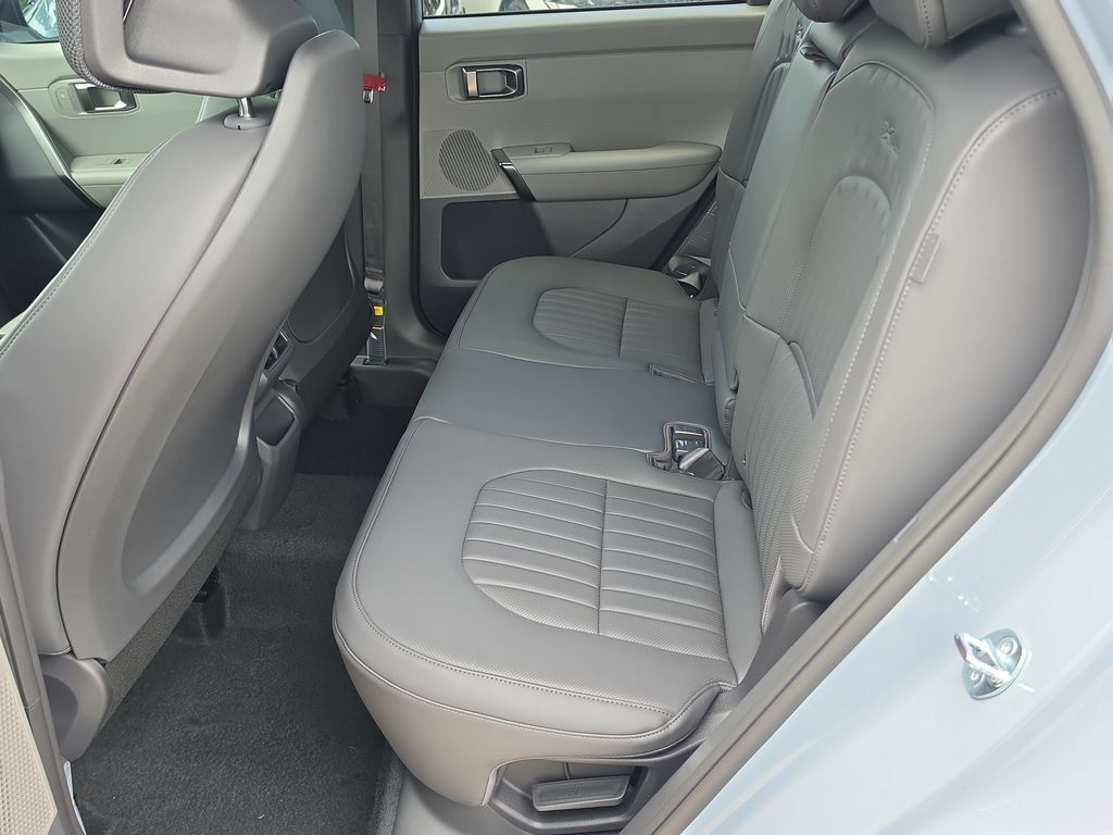New 2027 Kia Seltos X-Line S w/ X-Line S Premium Package AWD/4WD image 17