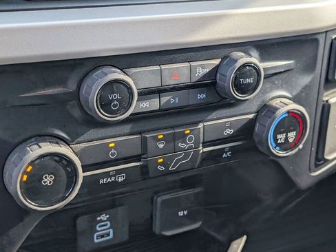 Used 2025 Ford F450 XLT w/ FX4 Off-Road Package image 35