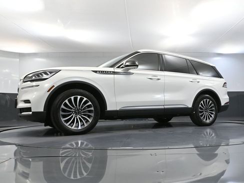 Used 2023 Lincoln Aviator Reserve image 61