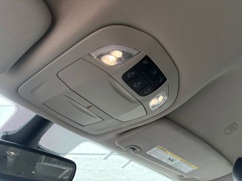 Used 2023 Chrysler Pacifica Touring-L FWD image 26