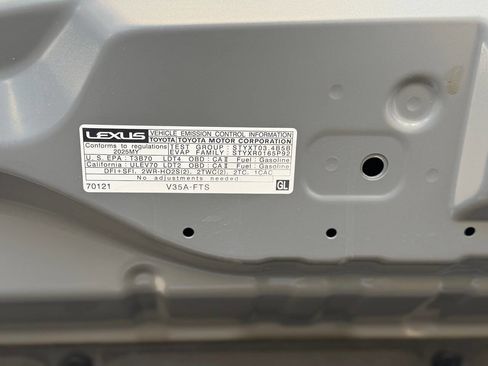 Used 2025 Lexus GX 550 image 7