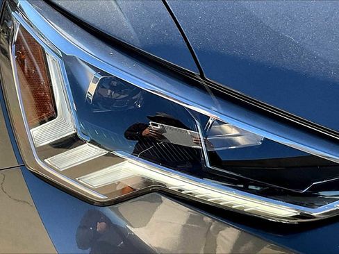 New 2025 Audi Q3 2.0T Premium Plus image 13