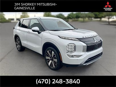 New 2025 Mitsubishi Outlander SE