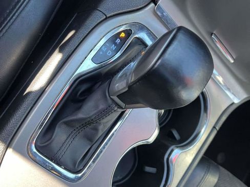 Certified 2021 Jeep Grand Cherokee Laredo X image 27