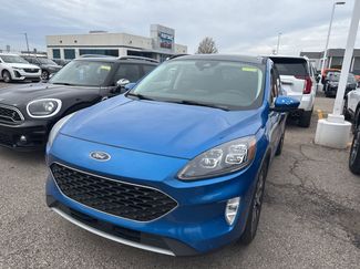 Used 2021 Ford Escape Titanium FWD video 2