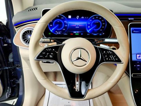 Used 2023 Mercedes-Benz EQS 450+ 4MATIC SUV image 13