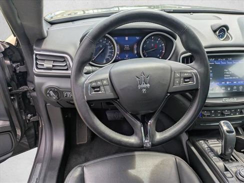 Used 2019 Maserati Ghibli image 12