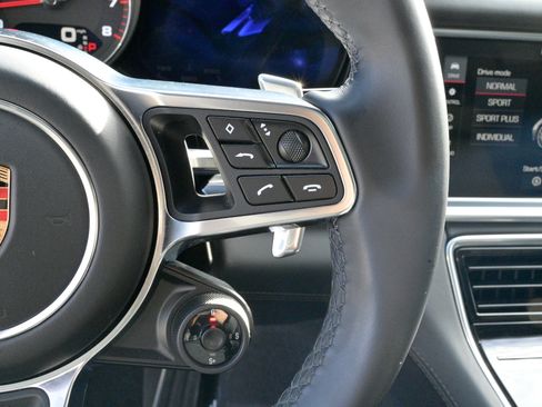 Used 2019 Porsche Panamera GTS image 26