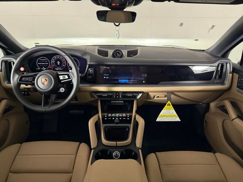 New 2026 Porsche Cayenne Coupe image 21