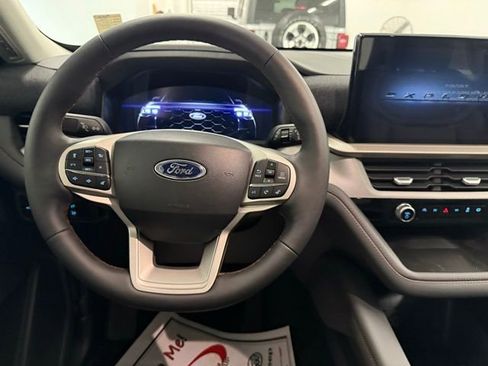 New 2026 Ford Explorer Active w/ Active Comfort Package image 16