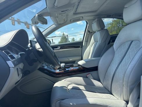 Used 2013 Audi S8 AWD/4WD image 9