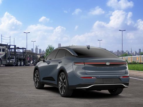 New 2026 Toyota Crown Platinum AWD/4WD image 7