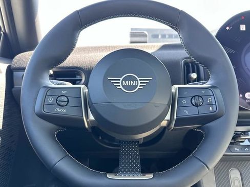 New 2026 MINI Cooper 2-Door Hardtop FWD image 19