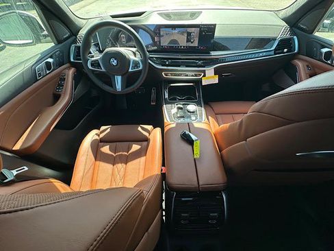 New 2026 BMW X7 xDrive40i image 6