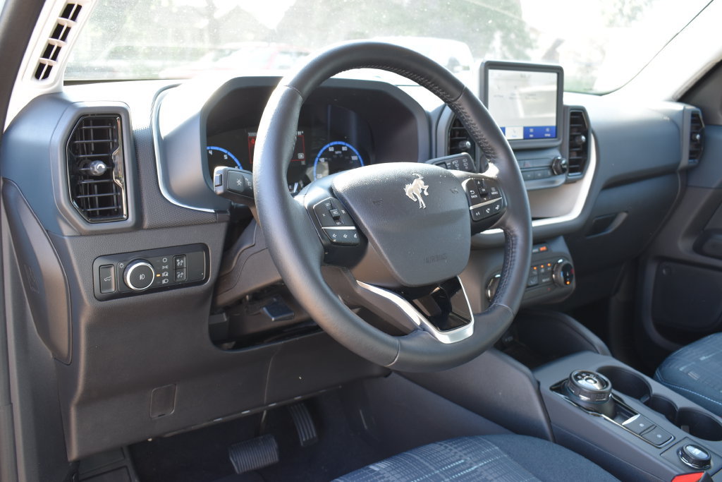 Certified 2023 Ford Bronco Sport Heritage w/ Heritage Convenience Package AWD/4WD image 9