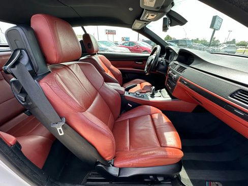 Used 2012 BMW M3 Convertible image 25