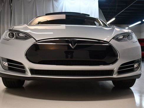 Used 2013 Tesla Model S image 13