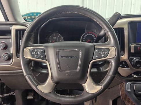 Used 2015 GMC Sierra 1500 Denali w/ Driver Alert Package AWD/4WD image 27
