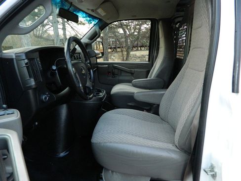 Used 2019 Chevrolet Express 2500 w/ Communications Package image 17