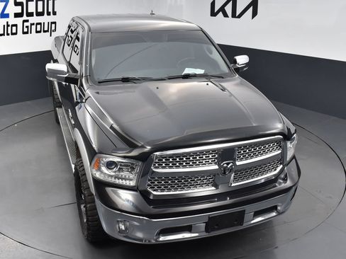 Used 2016 RAM 1500 Laramie w/ Convenience Group AWD/4WD image 16