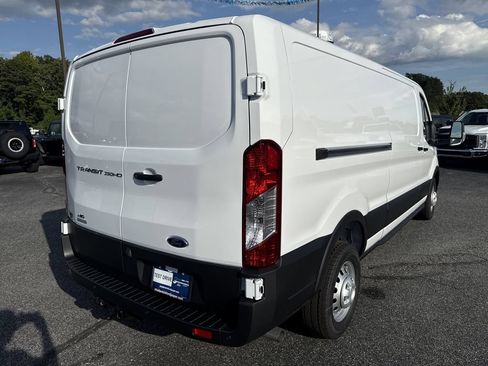New 2025 Ford Transit 350 148 Low Roof AWD image 7