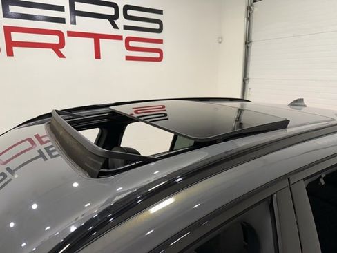 Used 2023 BMW X5 M50i w/ Executive Package image 24