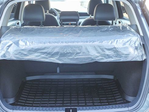 Used 2025 Volkswagen Taos SE image 26