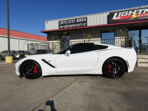 Used 2014 Chevrolet Corvette Stingray Coupe w/ 2LT Preferred Equipment Group image 3