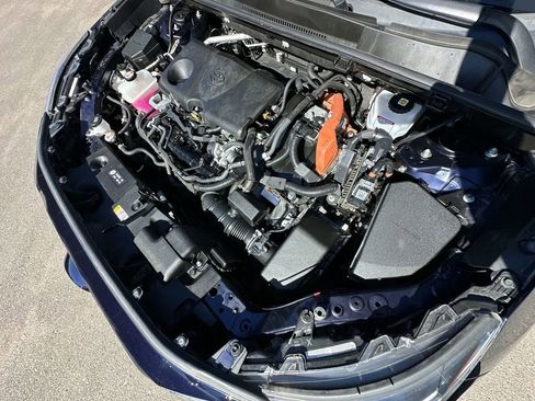 Used 2022 Toyota RAV4 XLE Premium image 36