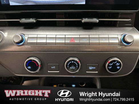 New 2026 Hyundai Kona SE image 18